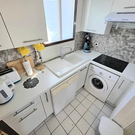 Mont Canigou - 2 Pieces - 2 Personnes - Le Barcares. Ref: 9mca_108a Mae-8493 *